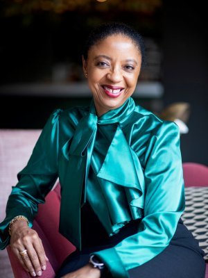 Dr Roze Philips